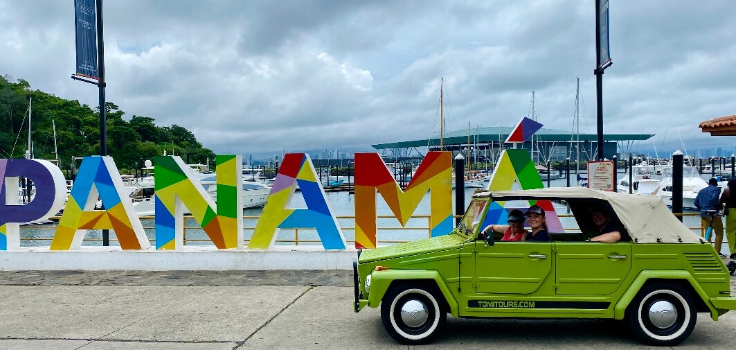 VW Safari tour in Panama City with Tomi Tours